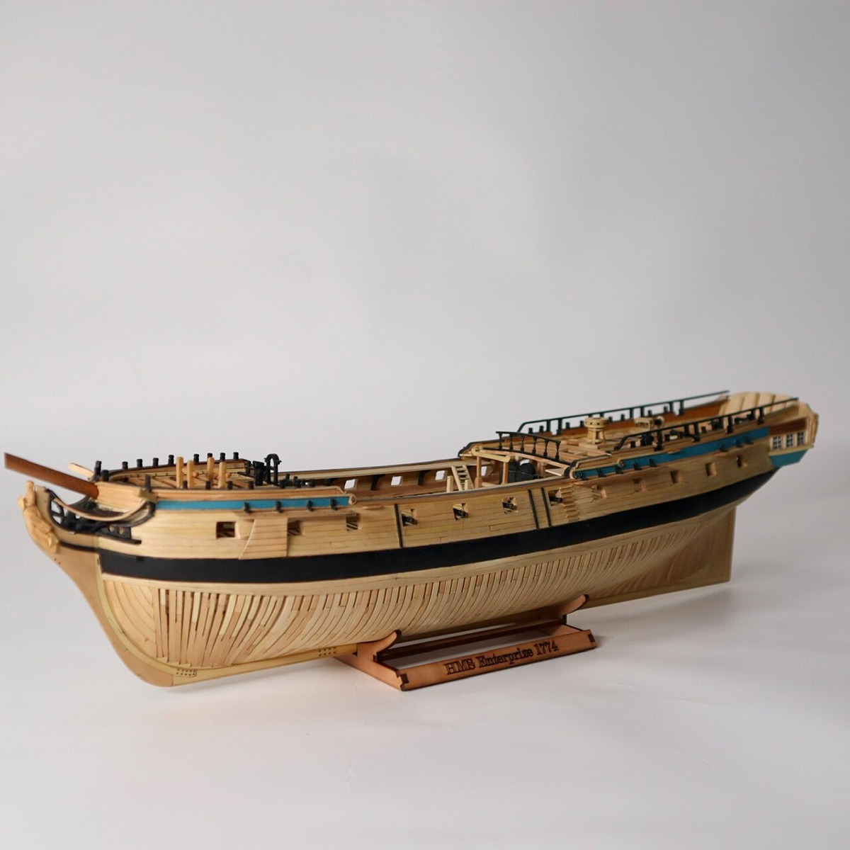 Model Kit Yacht - Model żaglówki symulacyjnej 1/96, 45 cm,