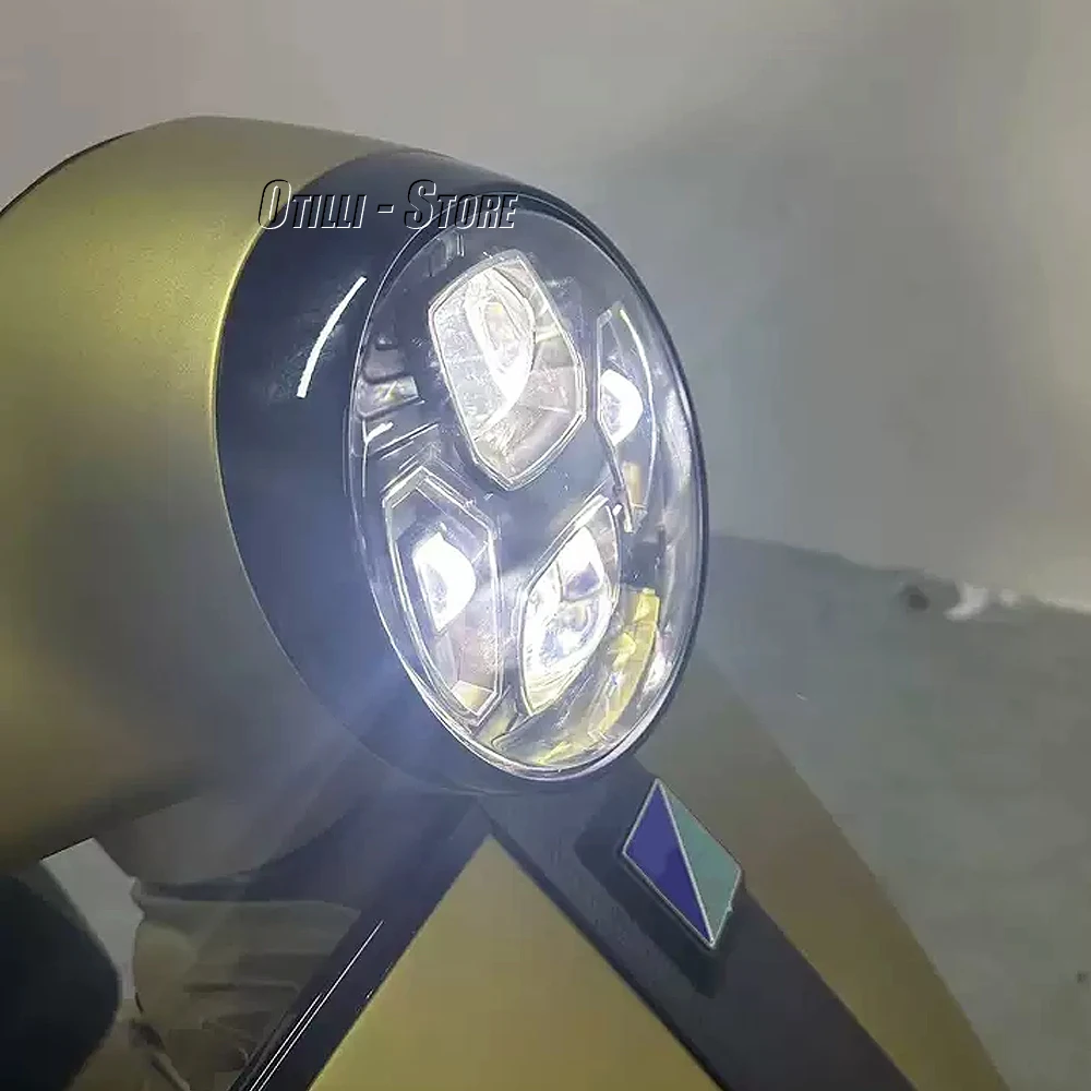 Reflektor LED GTS300 Nowe Akce – Model Kit Vespa recenzja i cena